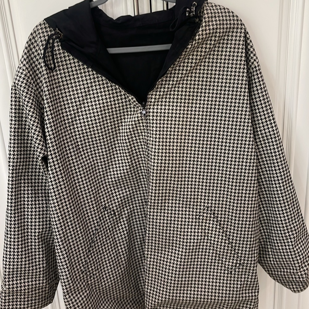 Jones of New York Black Houndstooth Reversible Hooded Jacket Sz Large Raincoat - Picture 9 of 16
